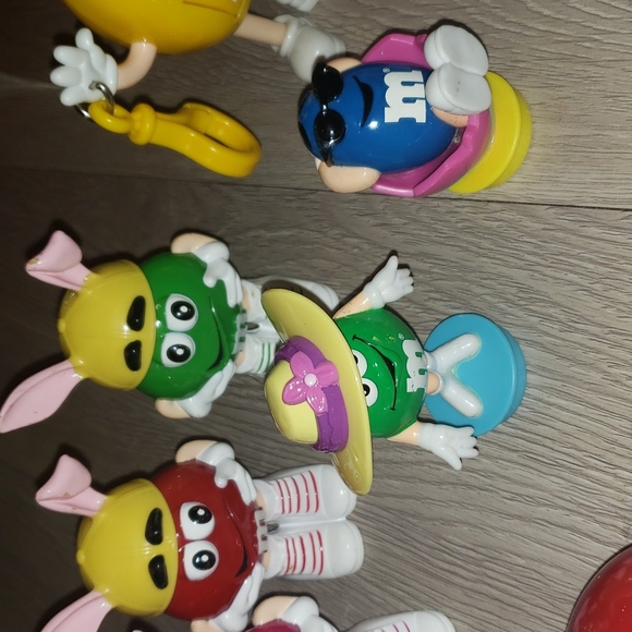 ♥️5/$25Huge Rare Vintage Lot of M&M Collector Items - Picture 3 of 5
